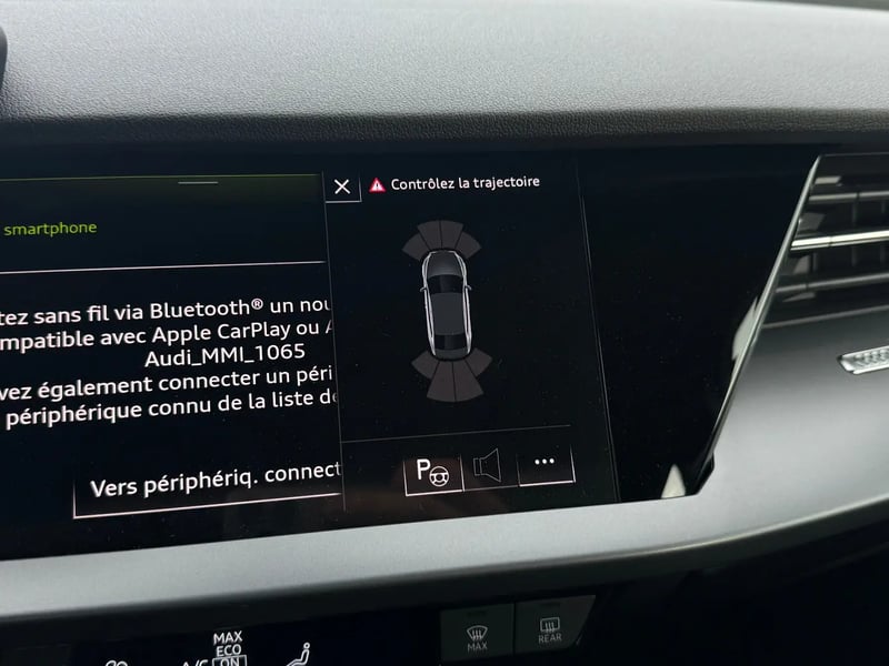 Photo de la voiture AUDI A3 BERLINE TFSI Mild Hybrid 116 S tronic 7 Design