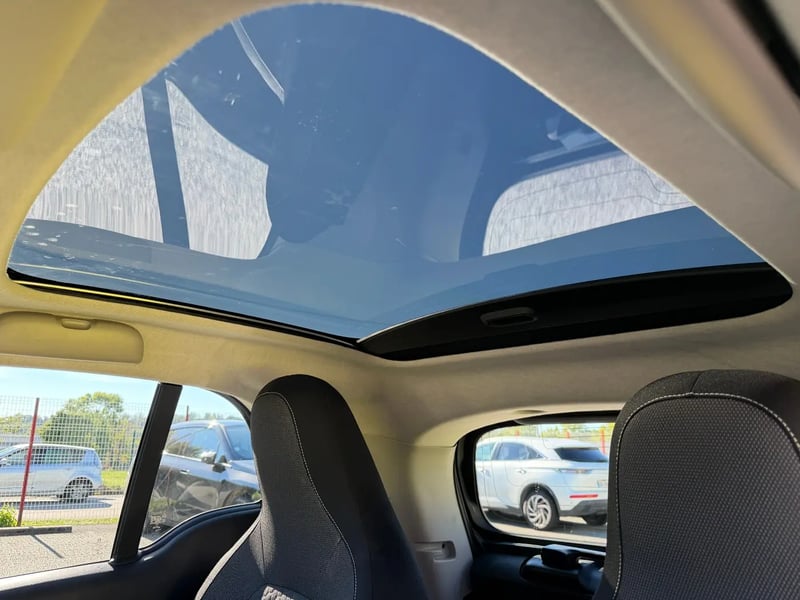 Photo de la voiture SMART FORTWO COUPE EQ 82 ch Passion