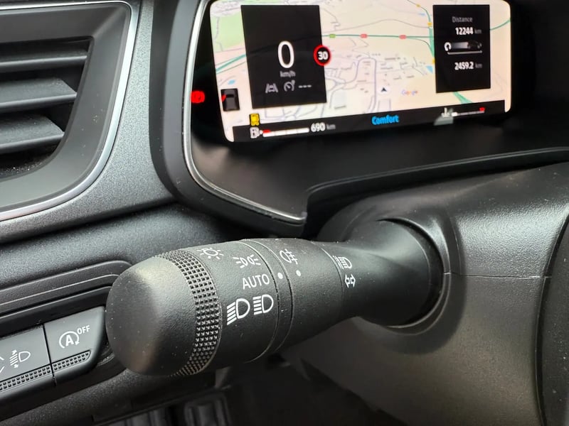 Photo de la voiture RENAULT CAPTUR Eco-G 100 ch Techno
