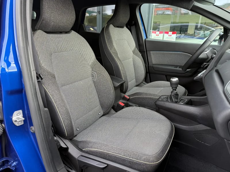 Photo de la voiture RENAULT CAPTUR Eco-G 100 ch Techno