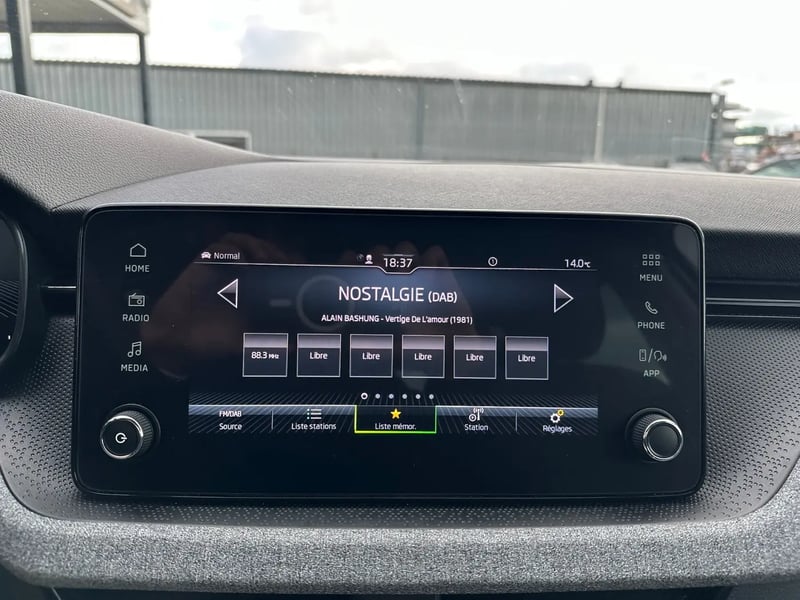 Photo de la voiture SKODA SCALA 1.0 TSI Evo 2 116 ch DSG7 Selection