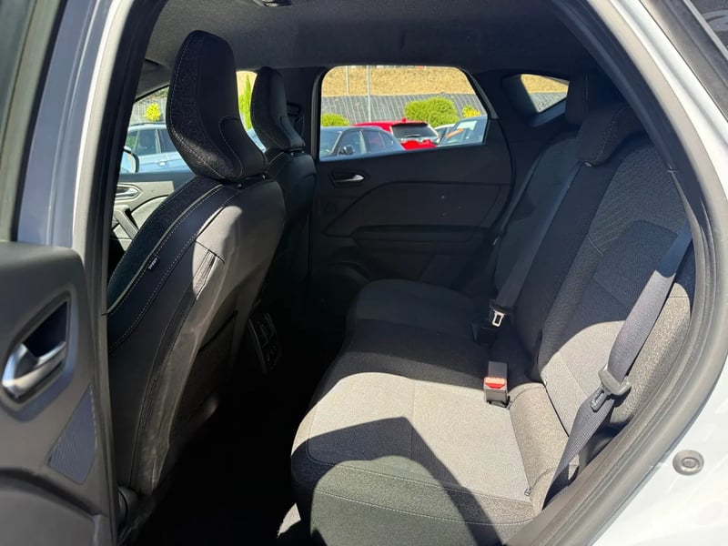 Photo de la voiture RENAULT CAPTUR Eco-G 100 ch Techno