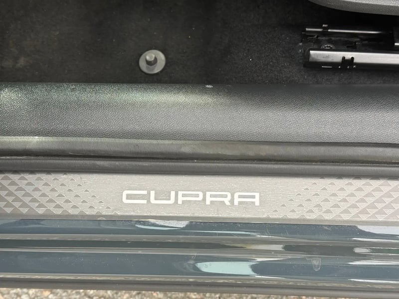 Photo de la voiture CUPRA FORMENTOR 2.0 TDI 150 ch DSG7 V