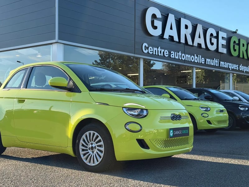 Photo de la voiture FIAT 500e BERLINE 500 e 95 ch Nouvelle 500