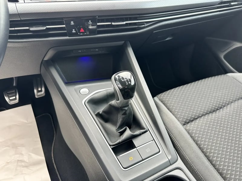 Photo de la voiture VOLKSWAGEN GOLF 1.0 TSI OPF 110 BVM6 Life