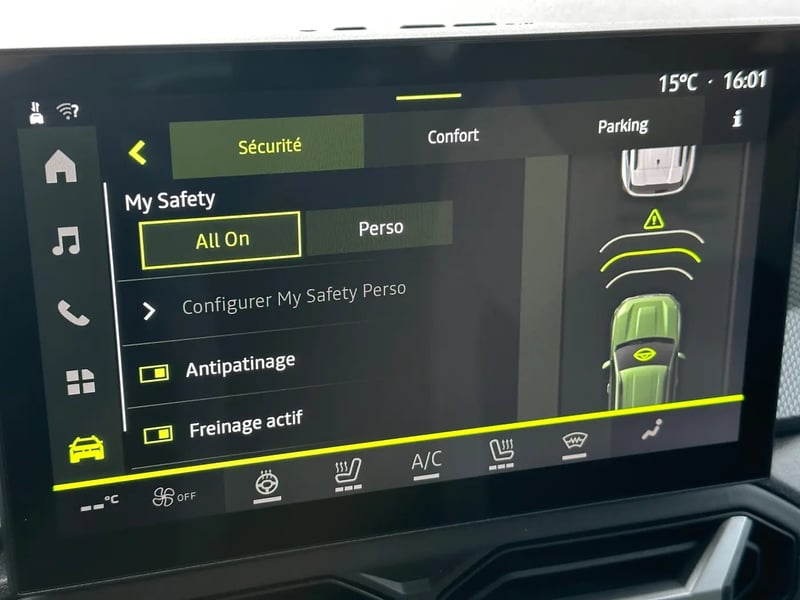 Photo de la voiture DACIA DUSTER Hybrid 155 Journey