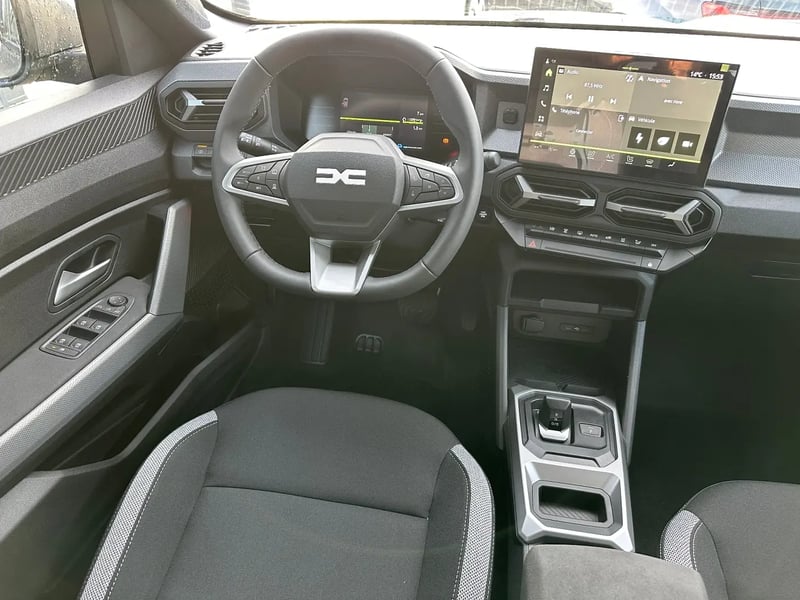 Photo de la voiture DACIA DUSTER Hybrid 155 Journey