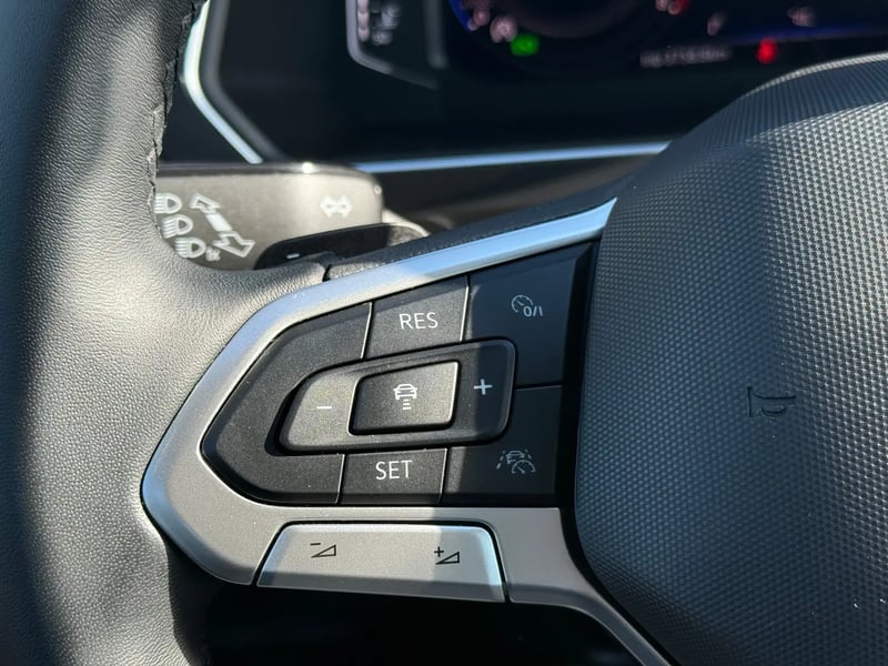 Photo de la voiture VOLKSWAGEN TIGUAN 1.5 TSI 150ch DSG7 Elegance