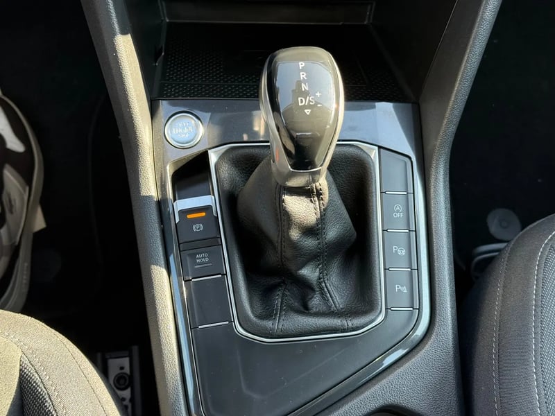 Photo de la voiture VOLKSWAGEN TIGUAN 1.5 TSI 150ch DSG7 Elegance