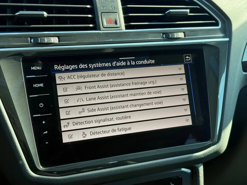 Photo de la voiture VOLKSWAGEN TIGUAN 1.5 TSI 150ch DSG7 Elegance