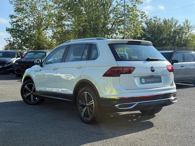 Photo de la voiture VOLKSWAGEN TIGUAN 1.5 TSI 150ch DSG7 Elegance