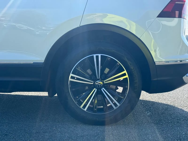 Photo de la voiture VOLKSWAGEN TIGUAN 1.5 TSI 150ch DSG7 Elegance
