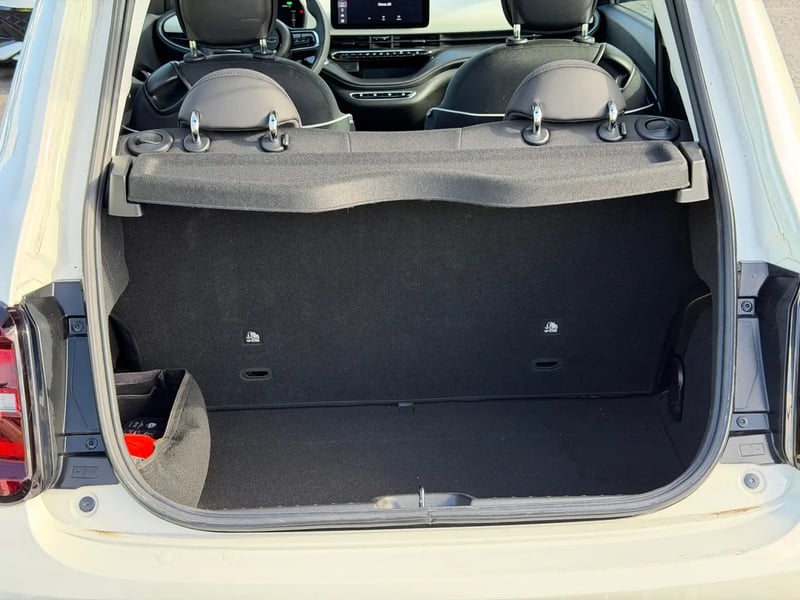 Photo de la voiture FIAT 500e BERLINE 500 e 118 ch Nouvelle 500