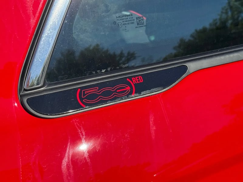 Photo de la voiture FIAT 500e BERLINE 500 e 95 ch (RED) 2.0