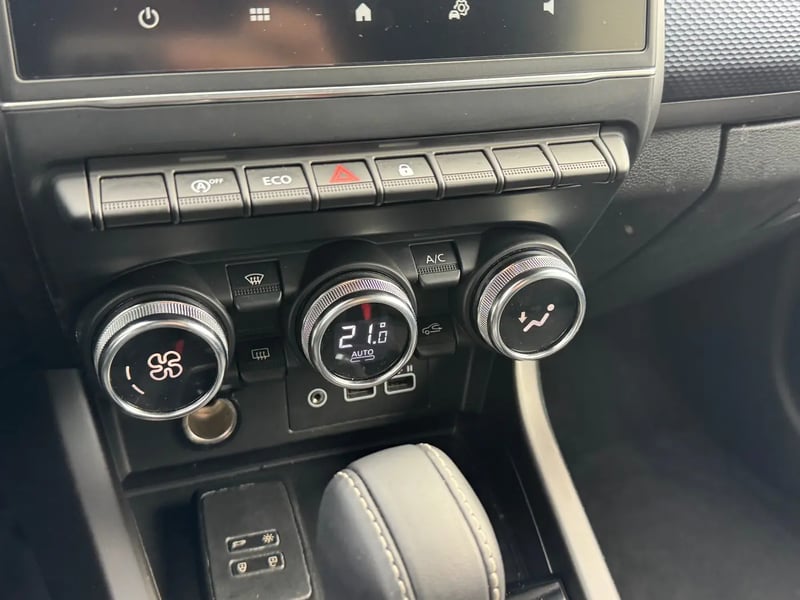 Photo de la voiture RENAULT ARKANA mild hybrid 140 EDC GSR2 Evolution