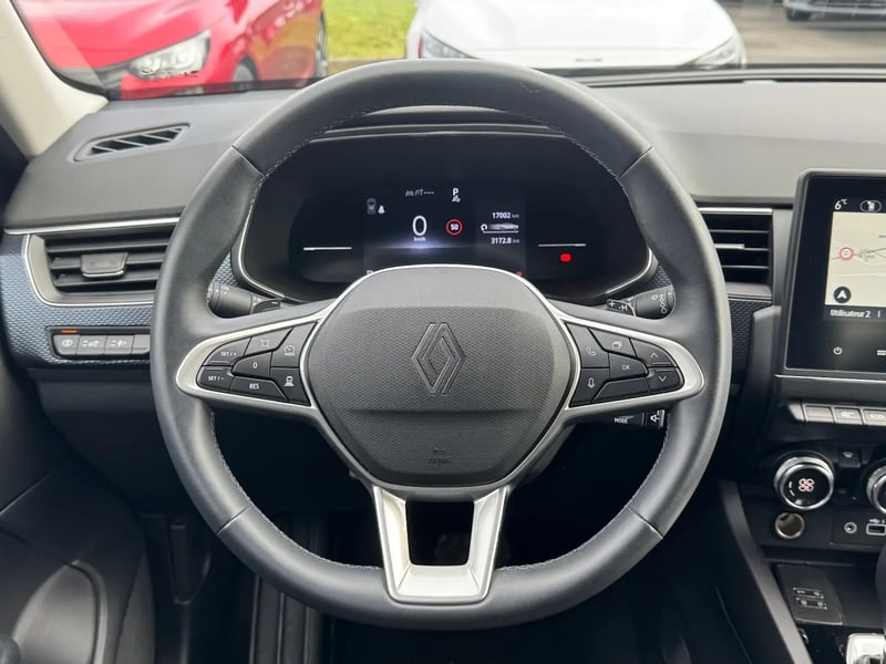 Photo de la voiture RENAULT ARKANA mild hybrid 140 EDC GSR2 Evolution