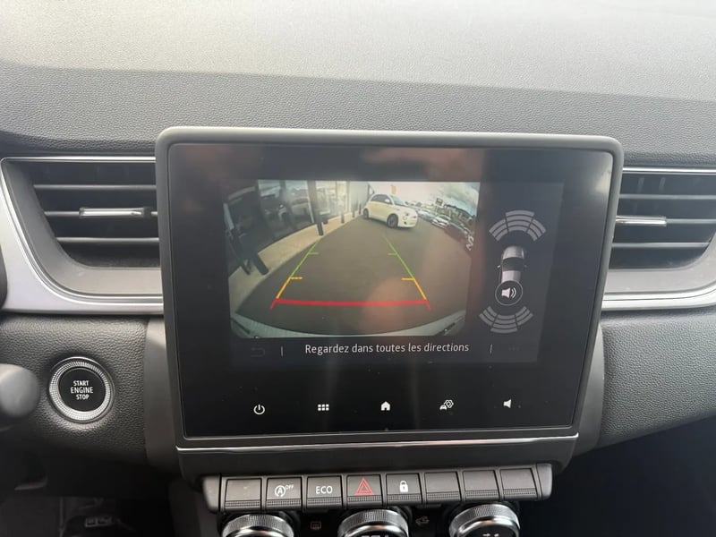 Photo de la voiture RENAULT CAPTUR TCe 140 EDC BUSINESS