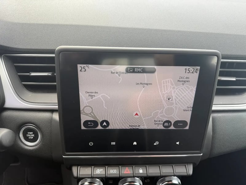 Photo de la voiture RENAULT CAPTUR TCe 140 EDC BUSINESS