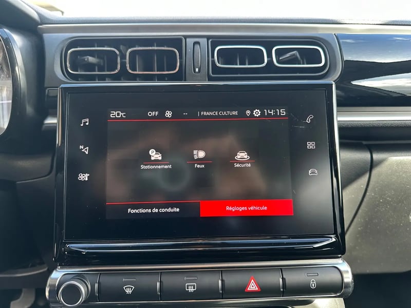 Photo de la voiture CITROEN C3 PureTech 83 S&S BVM5 Shine