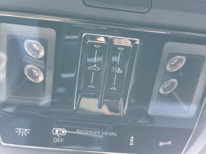 Photo de la voiture VOLKSWAGEN TIGUAN 2.0 TDI 150ch DSG7 R-Line