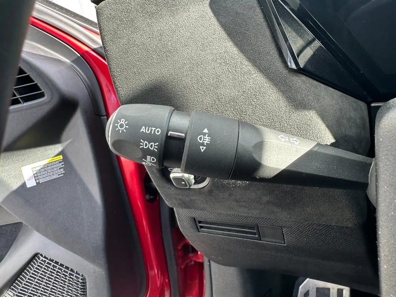 Photo de la voiture DS DS 4 PureTech 130 EAT8 Performance Line+