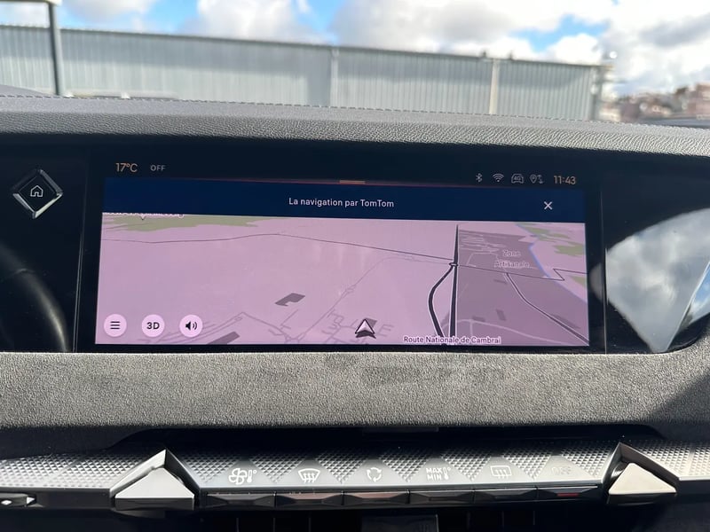 Photo de la voiture DS DS 4 PureTech 130 EAT8 Performance Line+