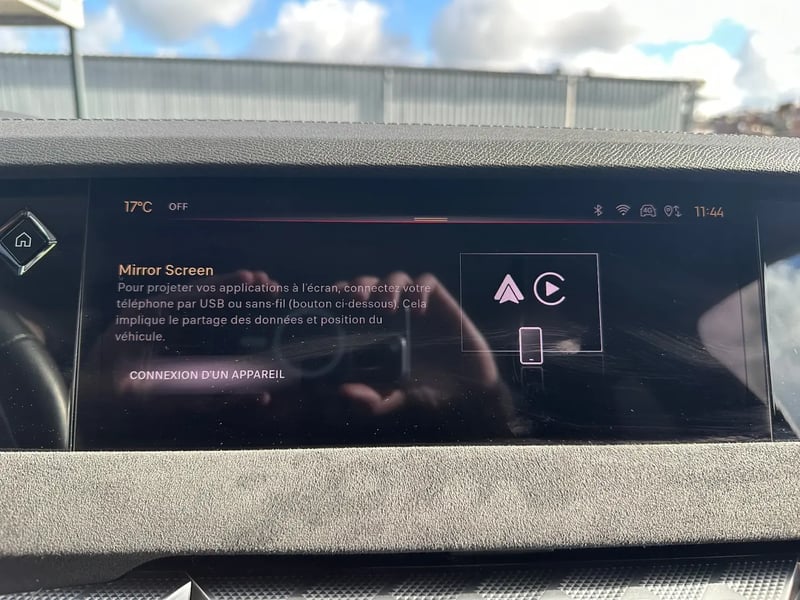 Photo de la voiture DS DS 4 PureTech 130 EAT8 Performance Line+