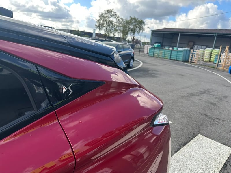 Photo de la voiture DS DS 4 PureTech 130 EAT8 Performance Line+