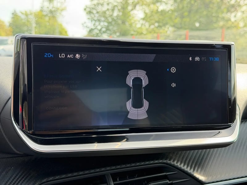 Photo de la voiture PEUGEOT 2008 ELECTRIQUE 156 ch 54 kWh Allure