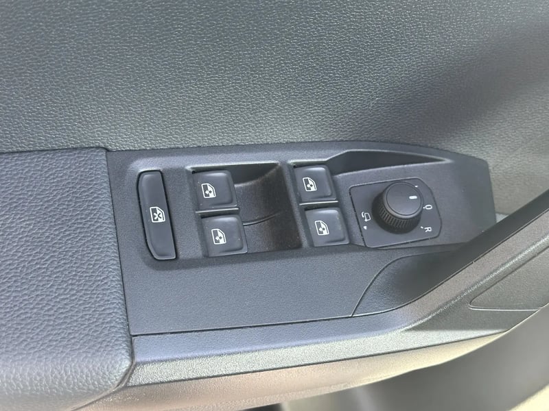 Photo de la voiture SEAT IBIZA 1.0 EcoTSI 110 ch S/S BVM6 Style