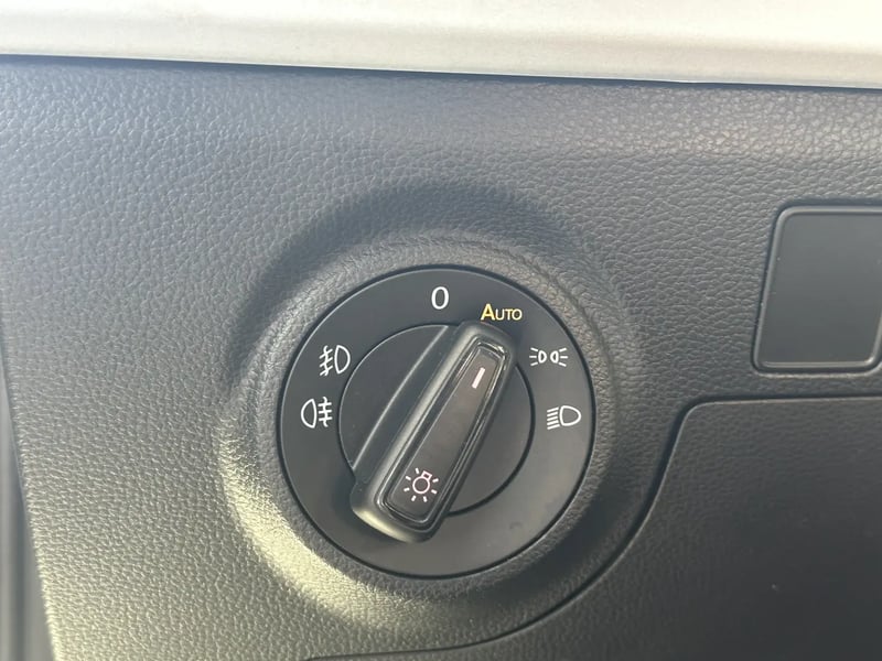 Photo de la voiture SEAT IBIZA 1.0 EcoTSI 110 ch S/S BVM6 Style