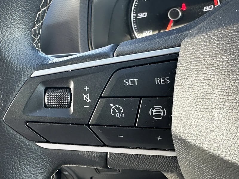 Photo de la voiture SEAT IBIZA 1.0 EcoTSI 110 ch S/S BVM6 Style