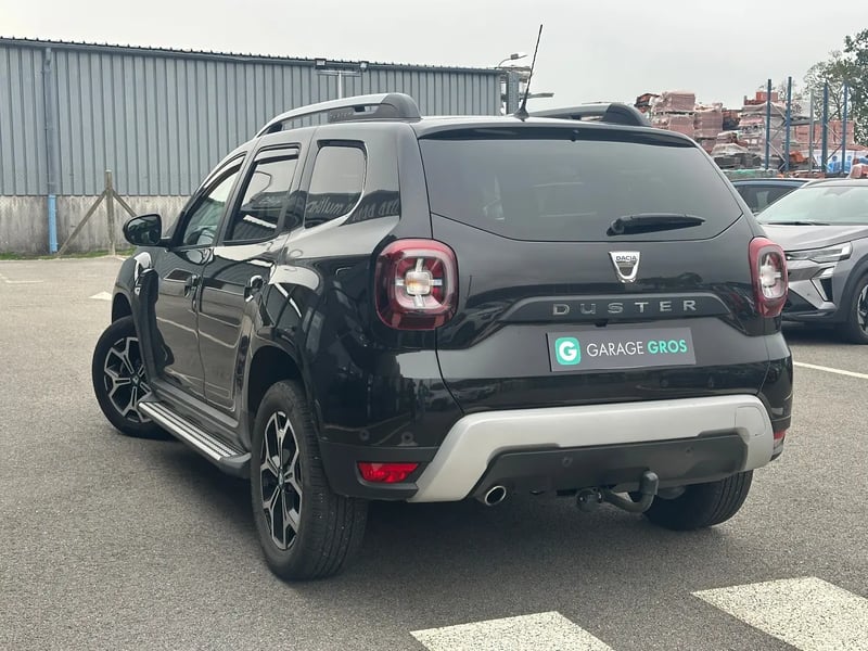 Photo de la voiture DACIA DUSTER Blue dCi 115 4x4 15 ans