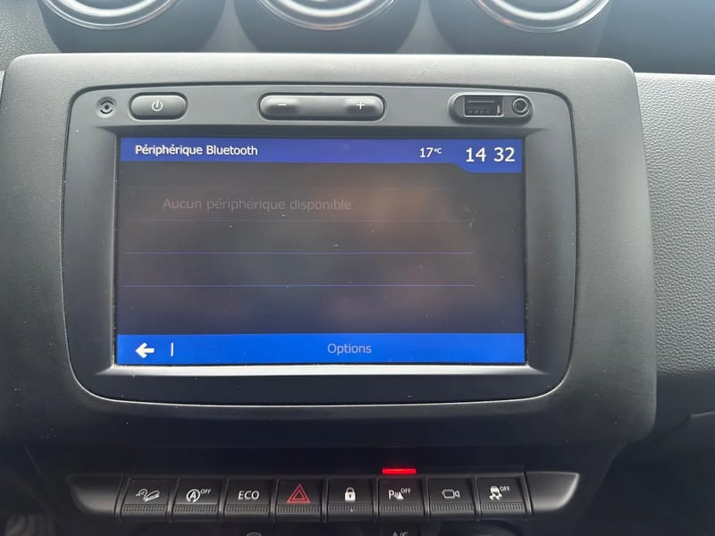 Photo de la voiture DACIA DUSTER Blue dCi 115 4x4 15 ans