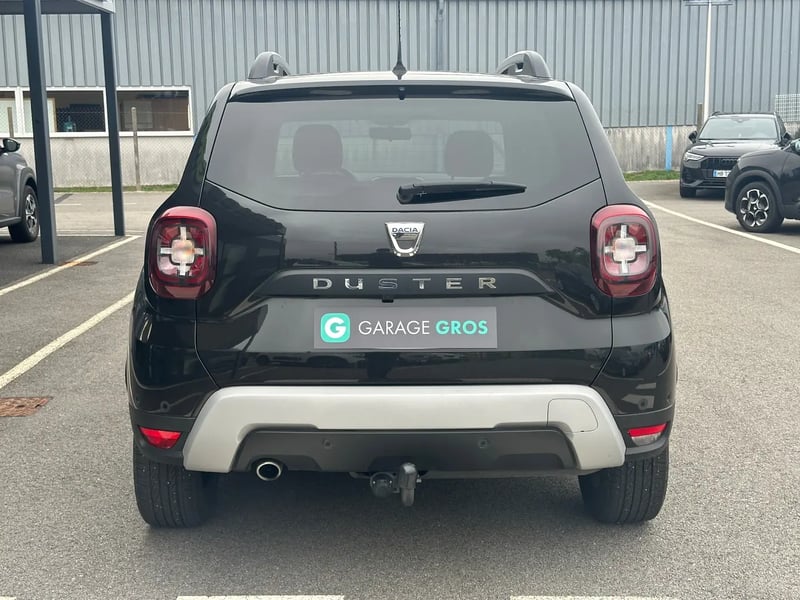 Photo de la voiture DACIA DUSTER Blue dCi 115 4x4 15 ans
