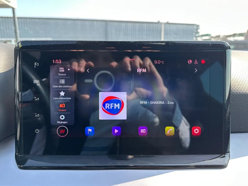Photo de la voiture SEAT ARONA 1.0 TSI 110 ch Start/Stop BVM6 FR