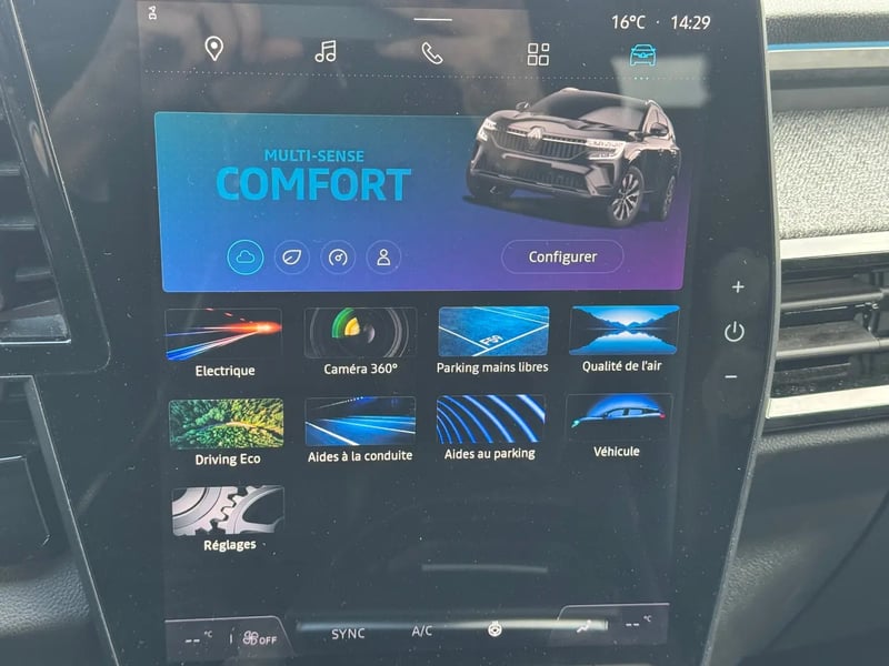Photo de la voiture RENAULT ESPACE VI E-Tech hybrid 200 Techno
