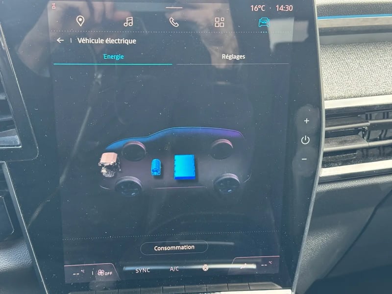 Photo de la voiture RENAULT ESPACE VI E-Tech hybrid 200 Techno