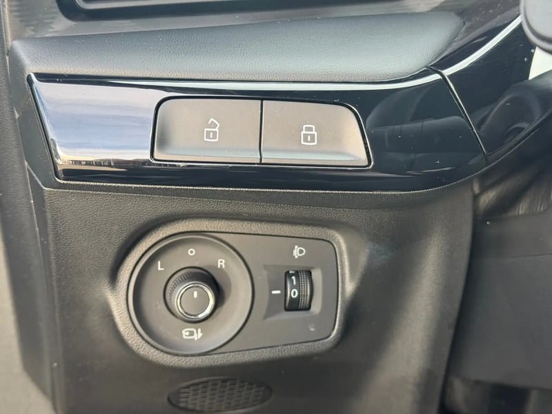 Photo de la voiture MG MG3 1.5 L Hybrid+ 195 ch Luxury
