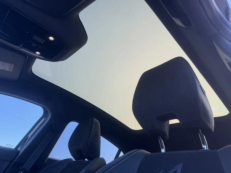 Photo de la voiture RENAULT RAFALE E-Tech full hybrid 200 esprit Alpine
