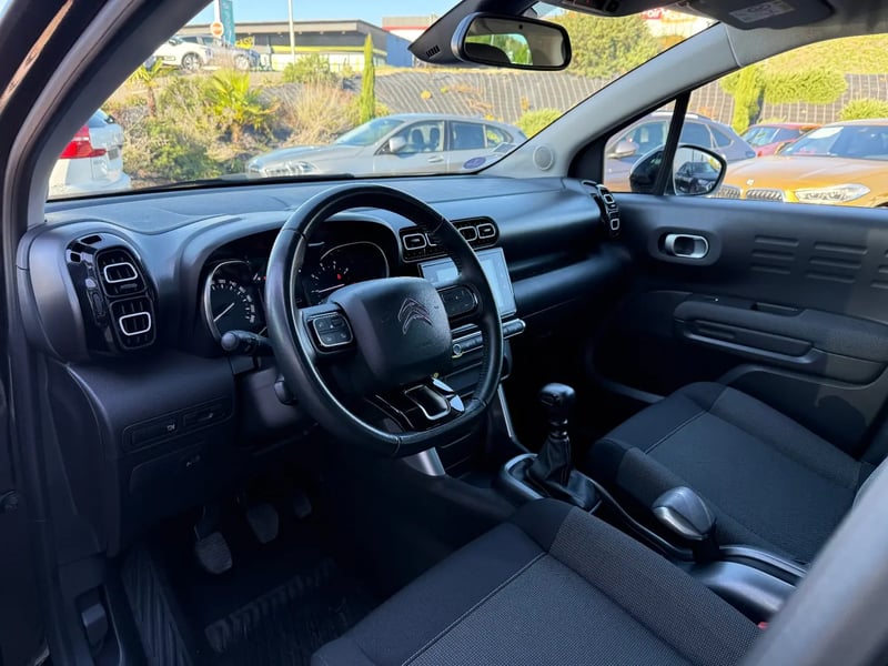 Photo de la voiture CITROEN C3 AIRCROSS PureTech 110 S&S BVM6 Shine