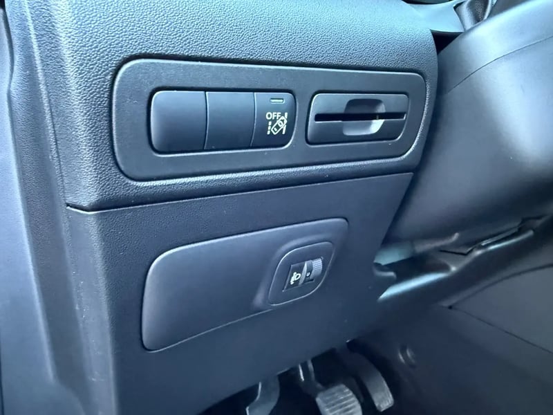 Photo de la voiture CITROEN C3 AIRCROSS PureTech 110 S&S BVM6 Shine