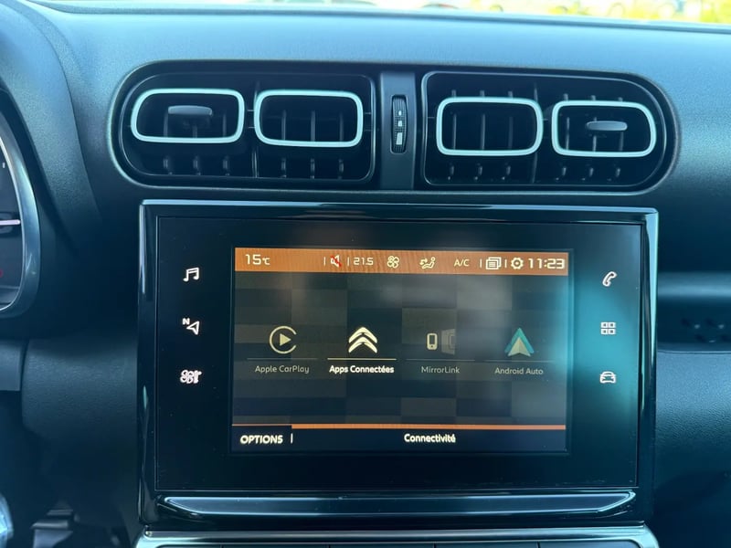 Photo de la voiture CITROEN C3 AIRCROSS PureTech 110 S&S BVM6 Shine