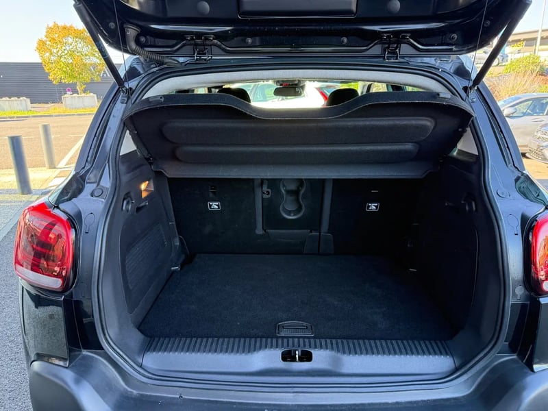 Photo de la voiture CITROEN C3 AIRCROSS PureTech 110 S&S BVM6 Shine