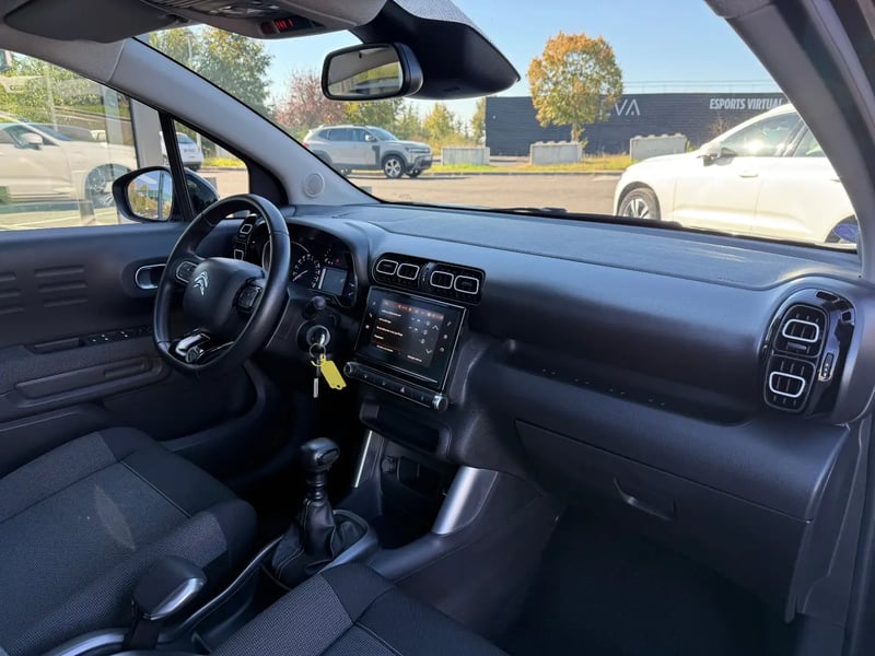 Photo de la voiture CITROEN C3 AIRCROSS PureTech 110 S&S BVM6 Shine