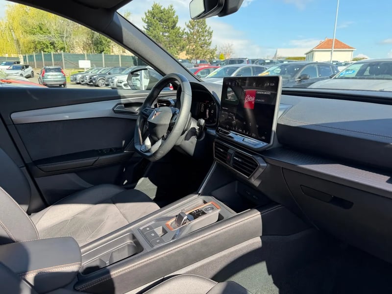 Photo de la voiture CUPRA FORMENTOR 1.5 eTSI Hybrid 150 ch DSG7 V