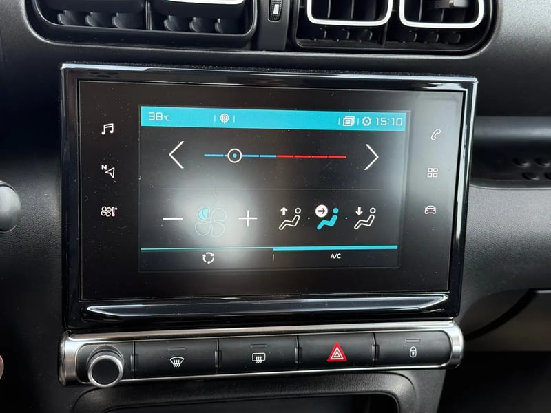 Photo de la voiture CITROEN C3 AIRCROSS BlueHDi 100 BVM5 Feel
