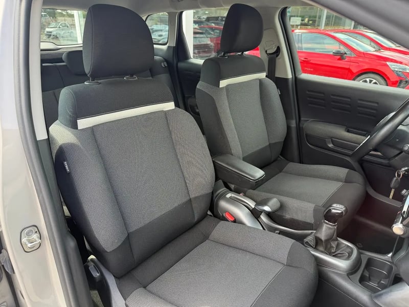 Photo de la voiture CITROEN C3 AIRCROSS BlueHDi 100 BVM5 Feel