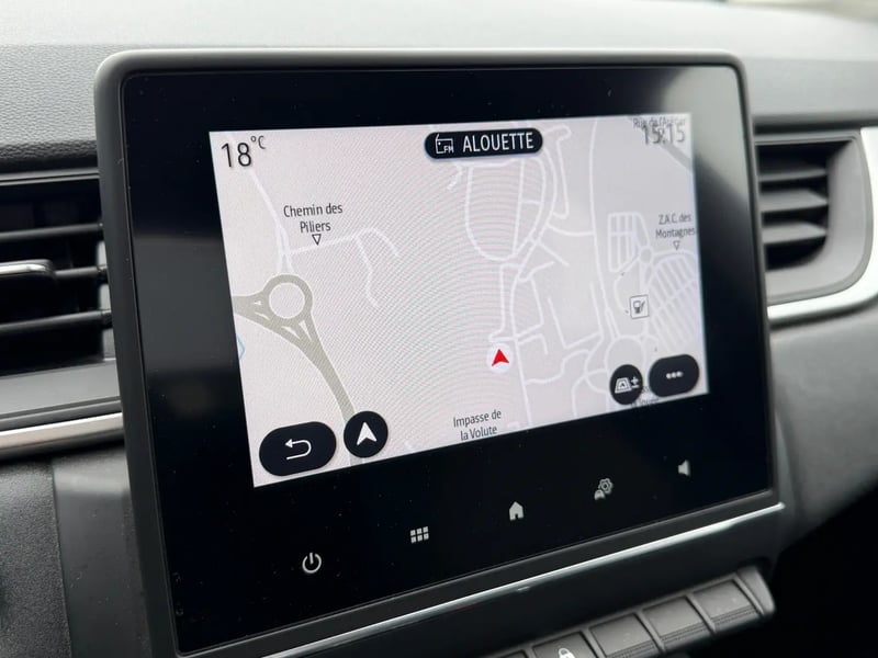 Photo de la voiture RENAULT CAPTUR E-Tech 145 - 21 Business