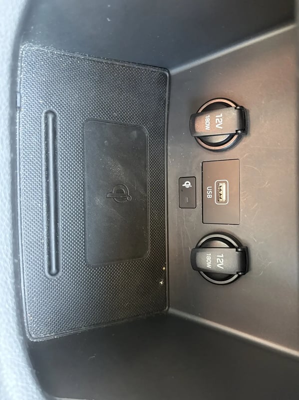 Photo de la voiture HYUNDAI i30 i301.0 T-GDi 120ch Hybrid 48V Creative DCT-7